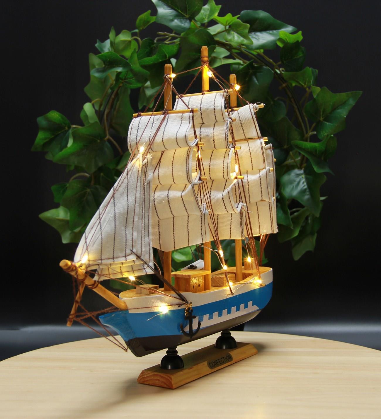 Ahşap Yelkenli Gemi Işıklı Mavi - Beyaz